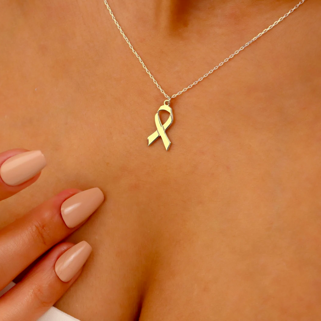 Graciöst Linjehalsband | Tillsammans mot Bröstcancer