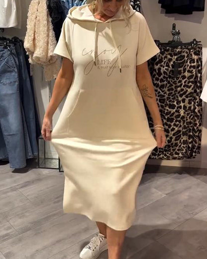 Nadia™ – Kvinnors Elegant Klänning med Huva