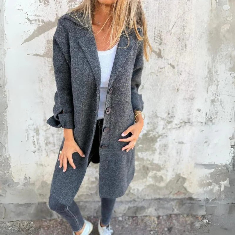 Alexandra™ - Lång Knäppt Kappa