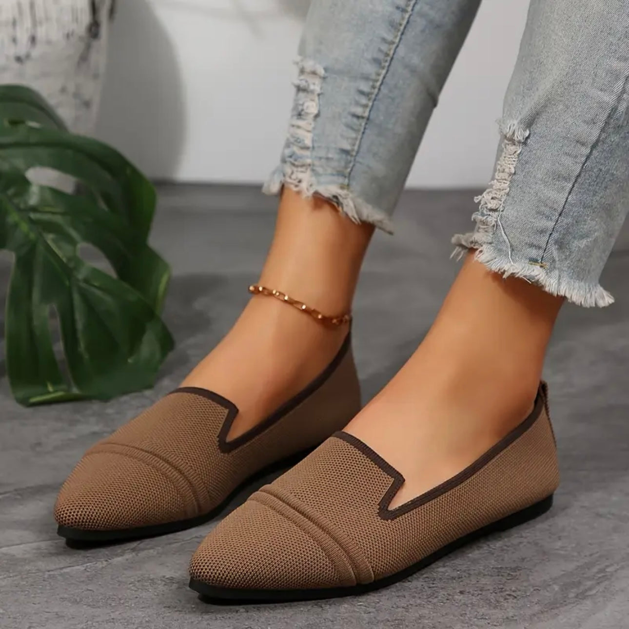 Pennie™ – Damens Spetsig Slip-on Skor