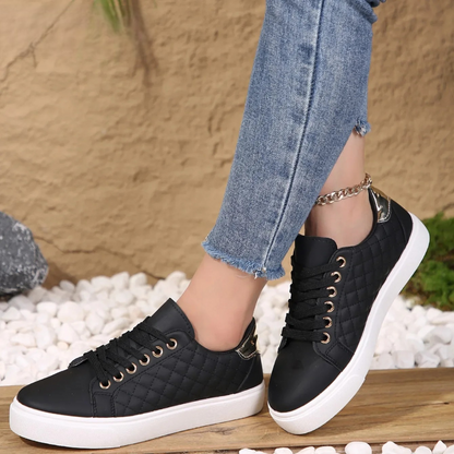 Karis™ - Stiliga Eleganta Sneakers