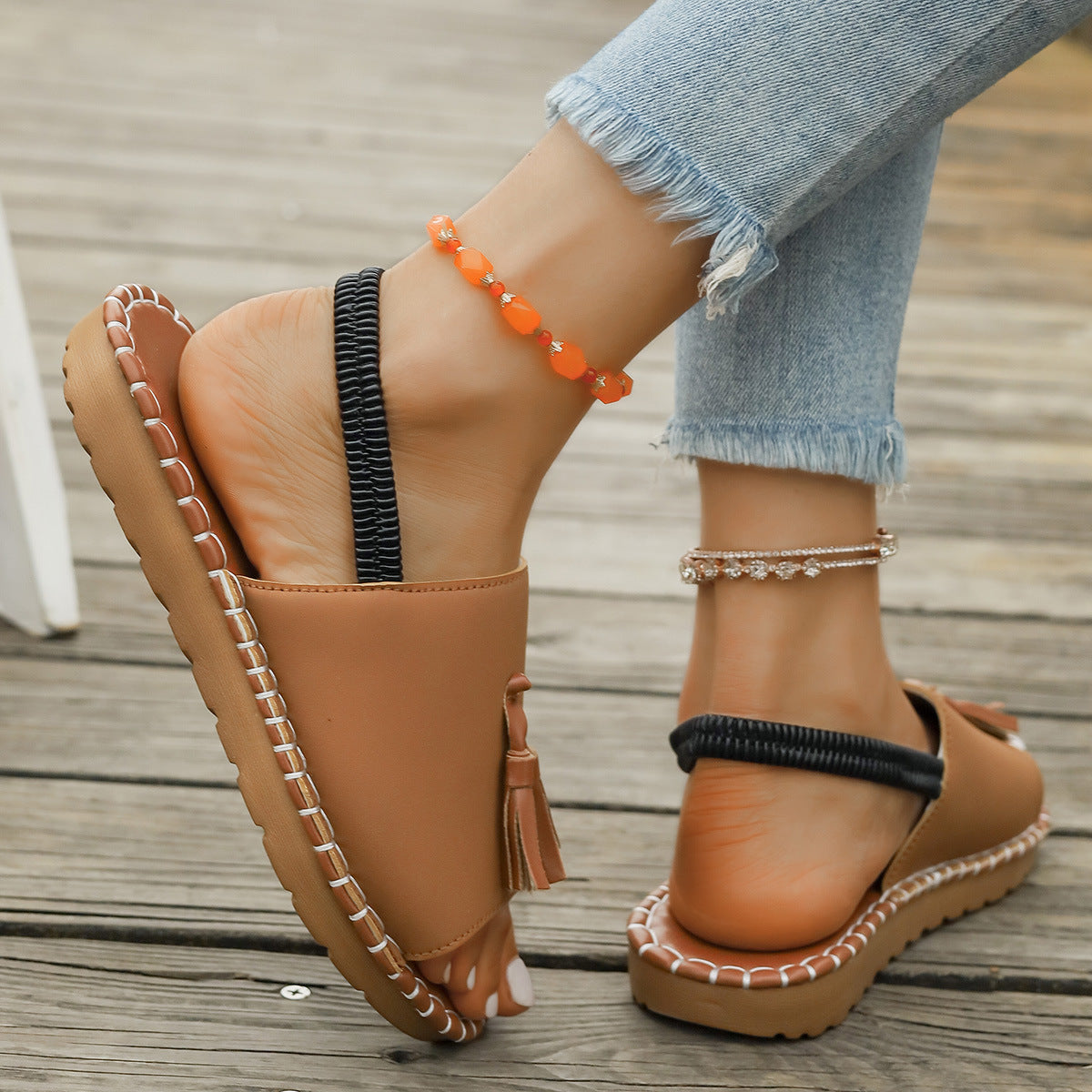 Freja™ – Tofsprydda Sommarsandaler för Dam