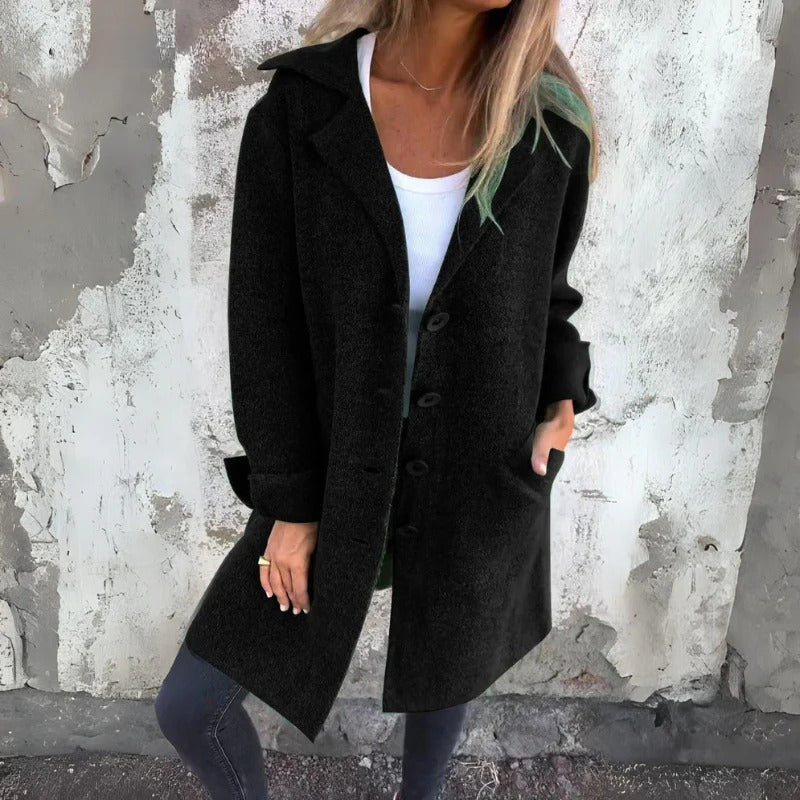 Alexandra™ - Lång Knäppt Kappa
