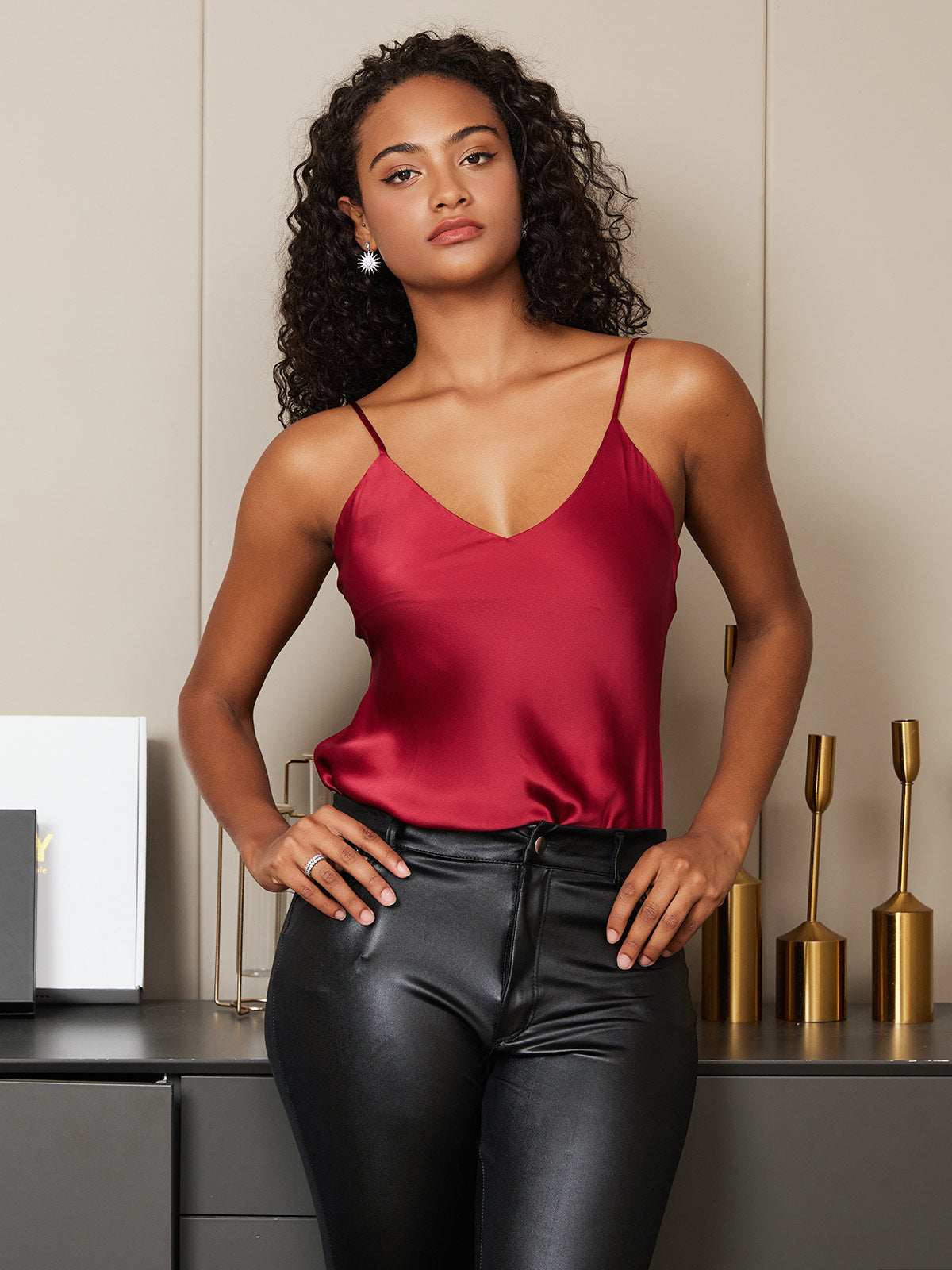 Noelle™ – Silkesatintopp
