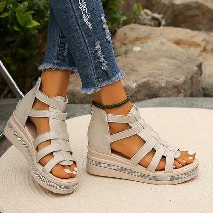 Cloe™ – Damens Eleganta Kilklackssandaler
